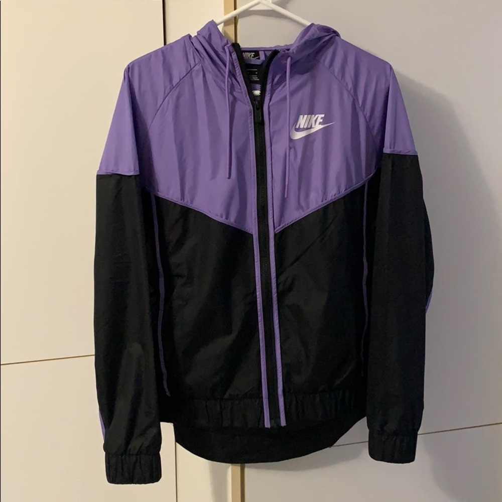 Nike windbreaker